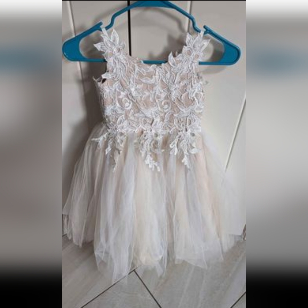 Size 5 flower girl dress